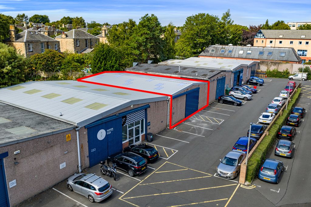 Property photo 2 of 7 Photo 10