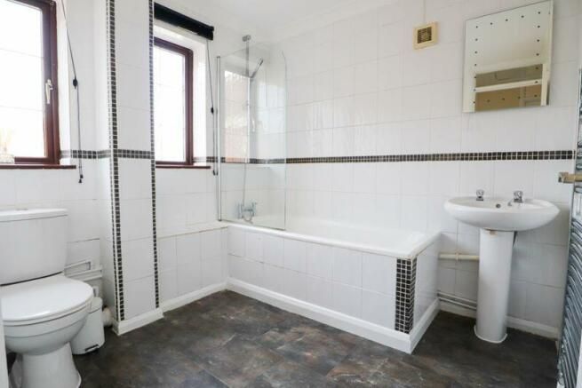 Property photo 2 of 9 Image