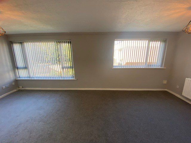 Property photo 2 of 11 Gallery