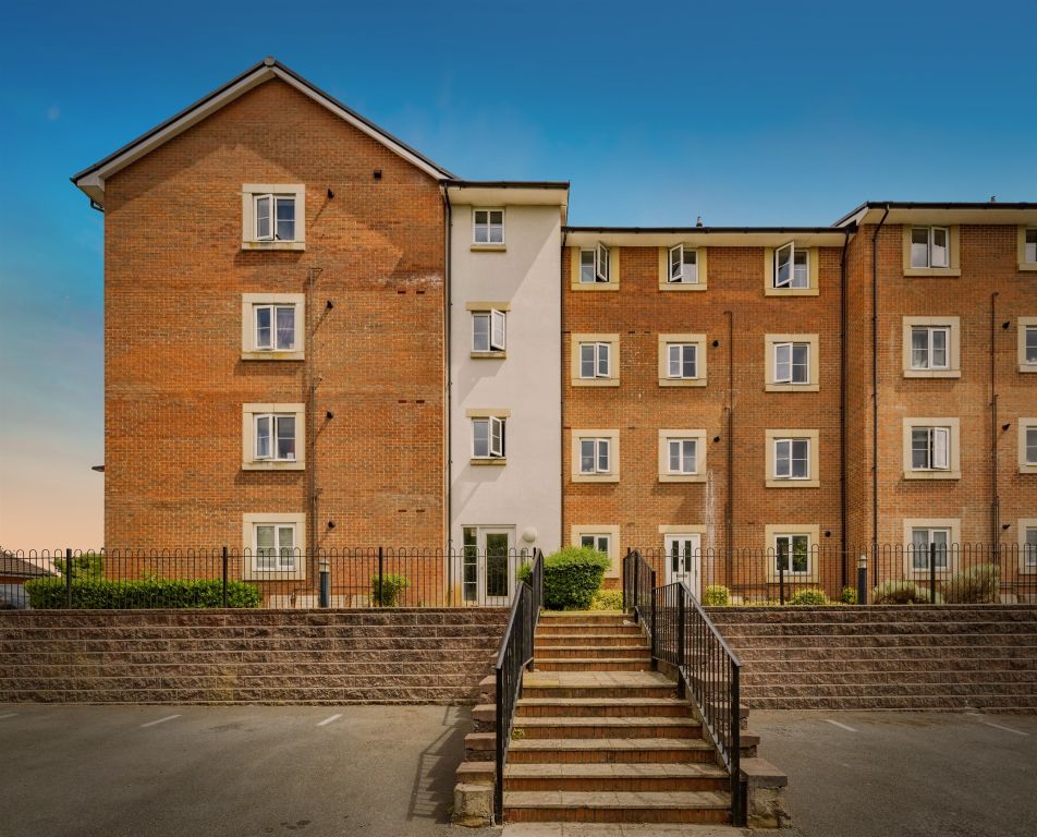 Property photo 1 of 20