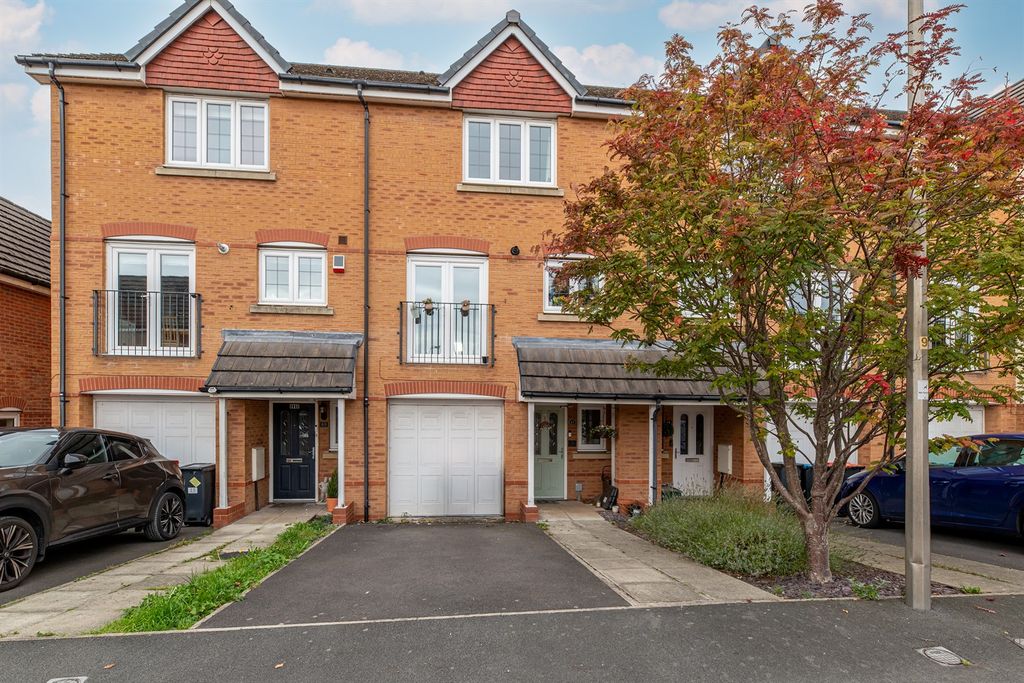 Property photo 1 of 15 (Main)