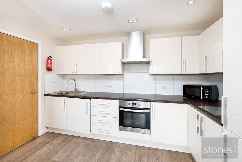 Property photo 3 of 16 Picture No. 07