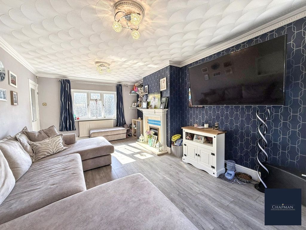 Property photo 2 of 29