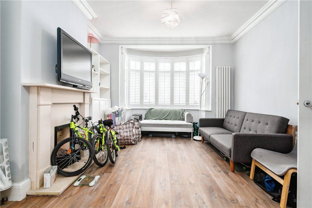 Property photo 2 of 10 Picture No. 04