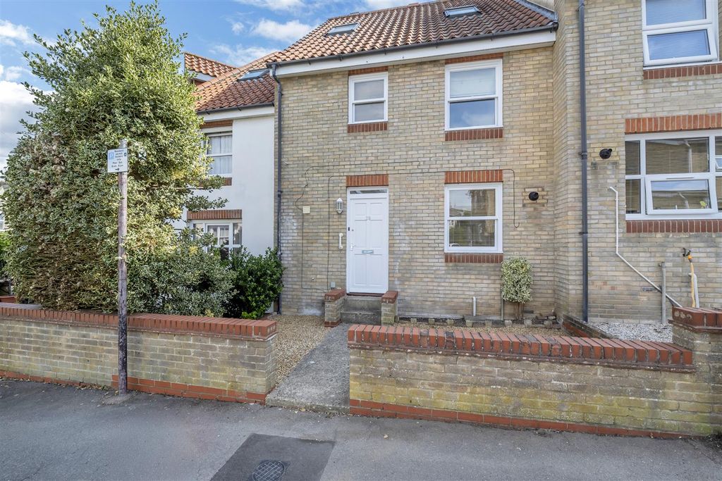 Property photo 1 of 14 Dcp_2692.Jpg