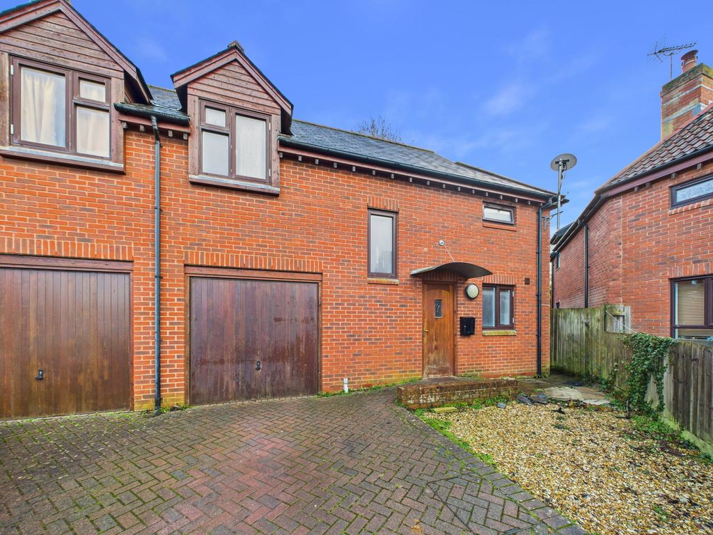 Property photo 1 of 22