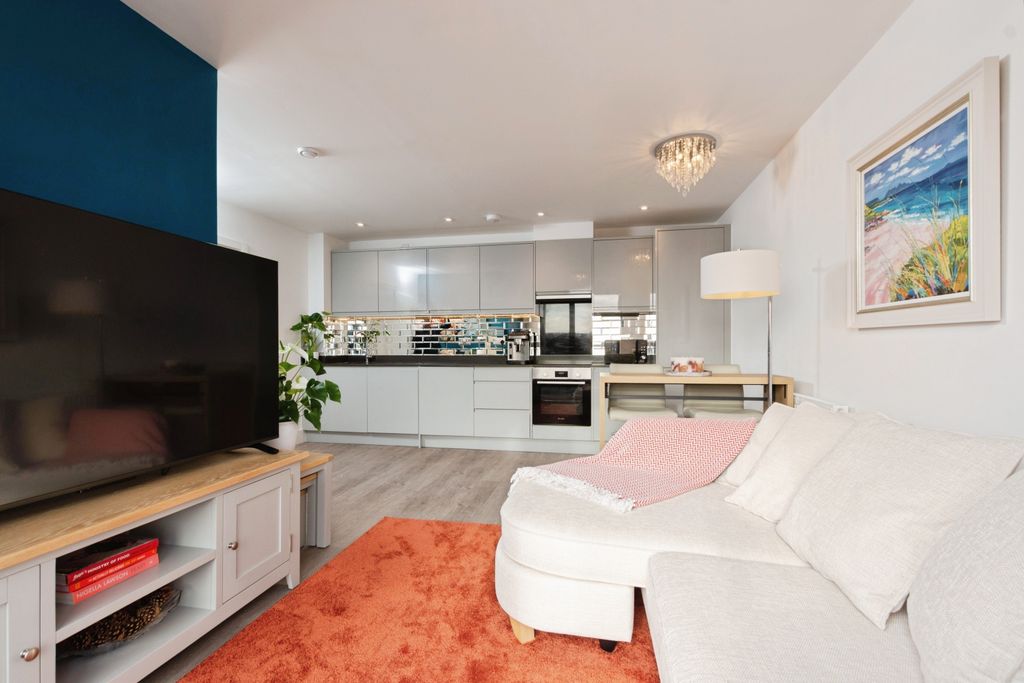 Property photo 2 of 13 Open Plan Living