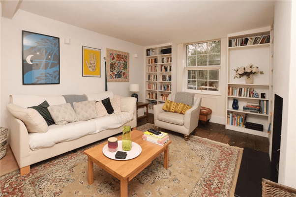 Property photo 2 of 9 Gallery