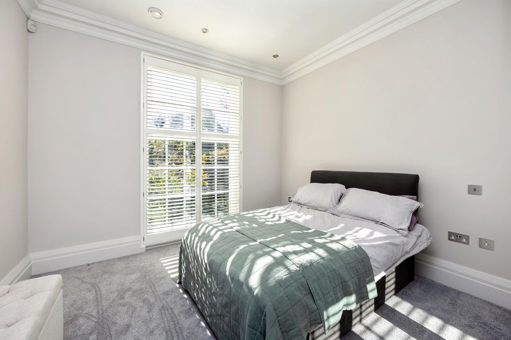 Property photo 3 of 10 Image