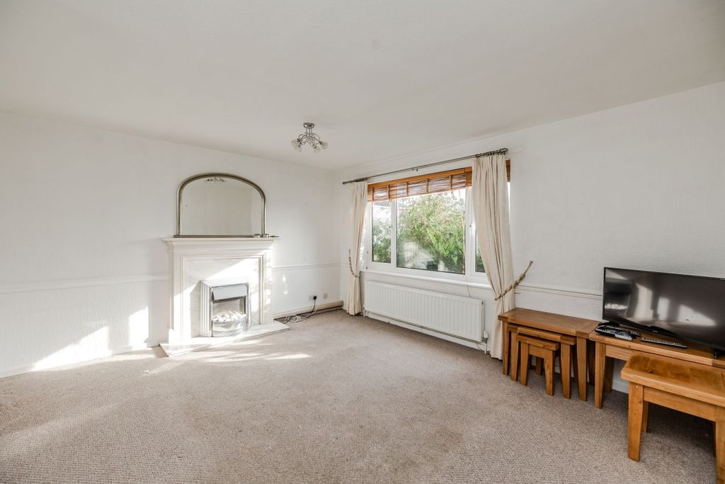 Property photo 2 of 26 14Brackenclose--Dinnington--Ne137Ly-2