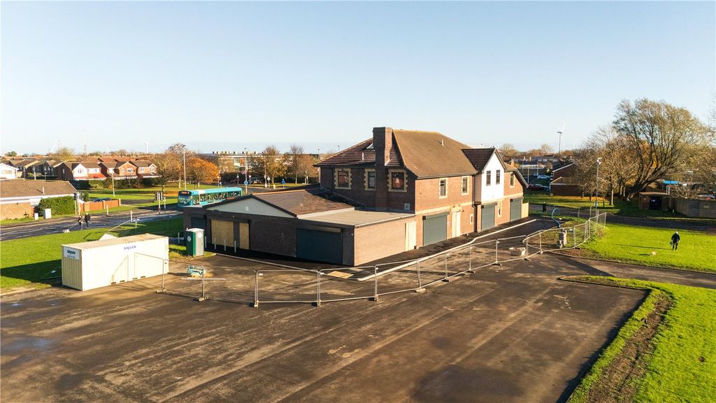 Property photo 3 of 11 Picture No. 08