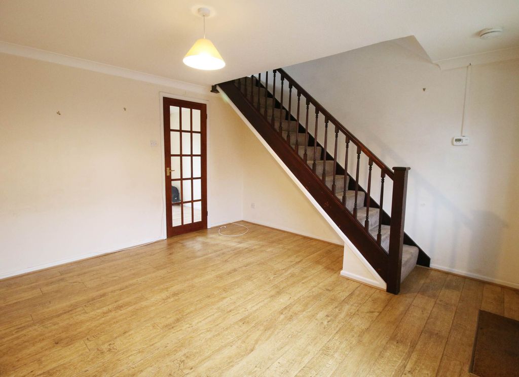 Property photo 3 of 8