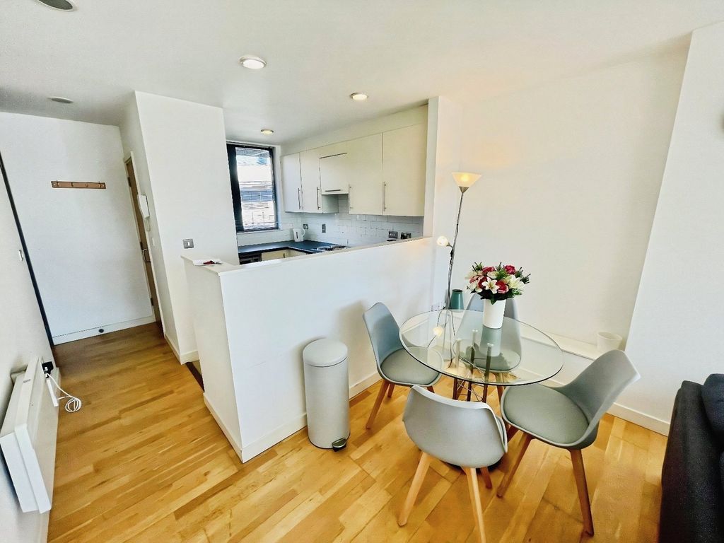 Property photo 3 of 12 Picture No. 44