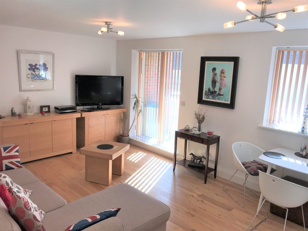 Property photo 3 of 11