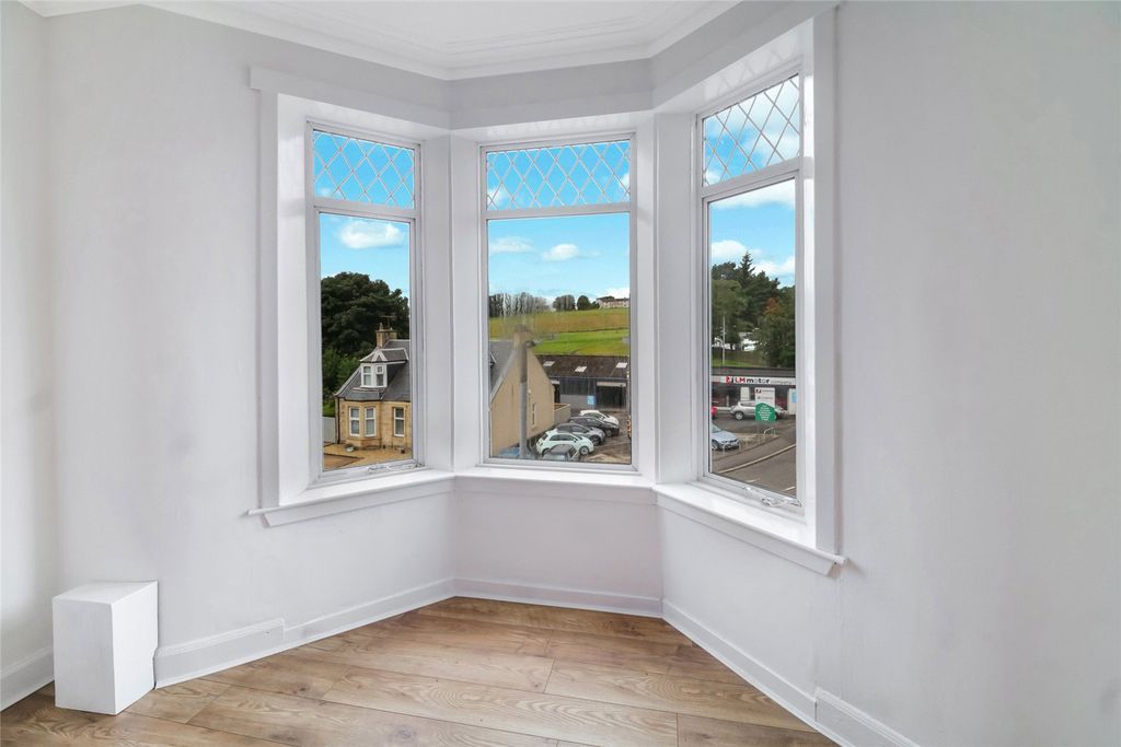 Property photo 3 of 13 Bay Window