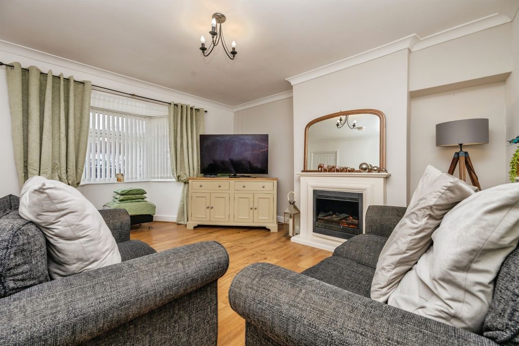 Property photo 3 of 20