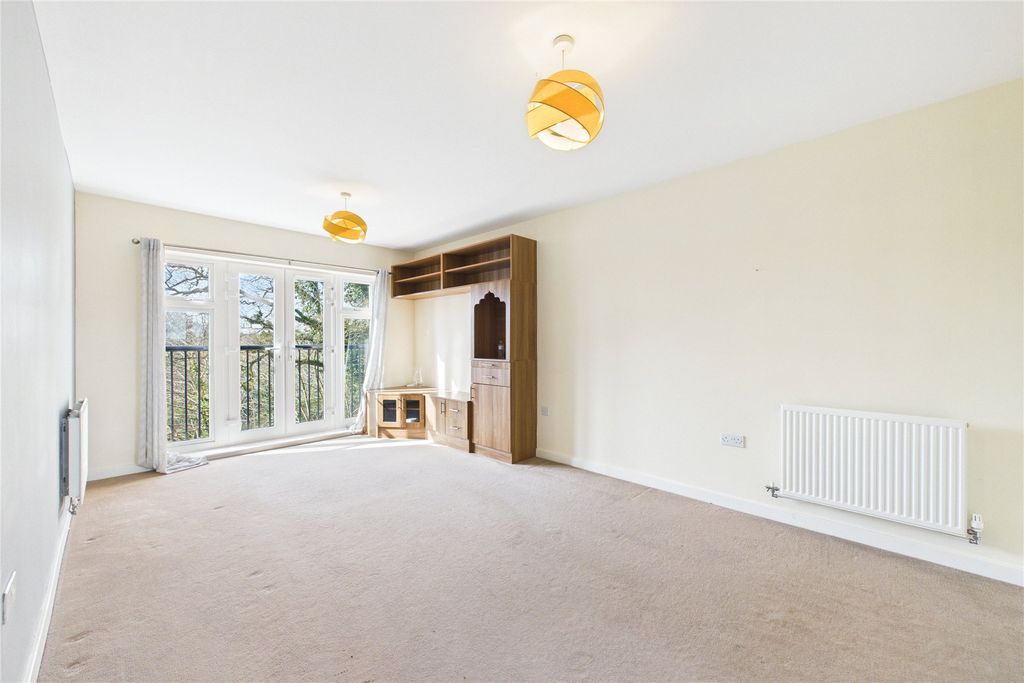 Property photo 2 of 7 Picture No. 06