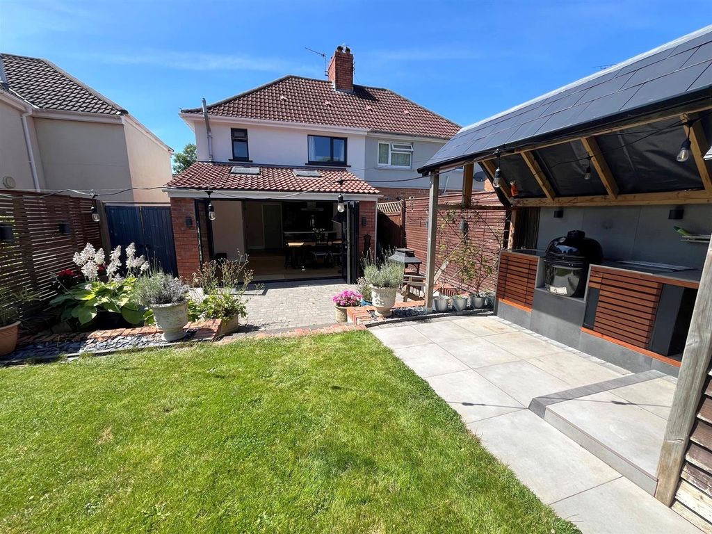 Property photo 2 of 16 5.Jpg