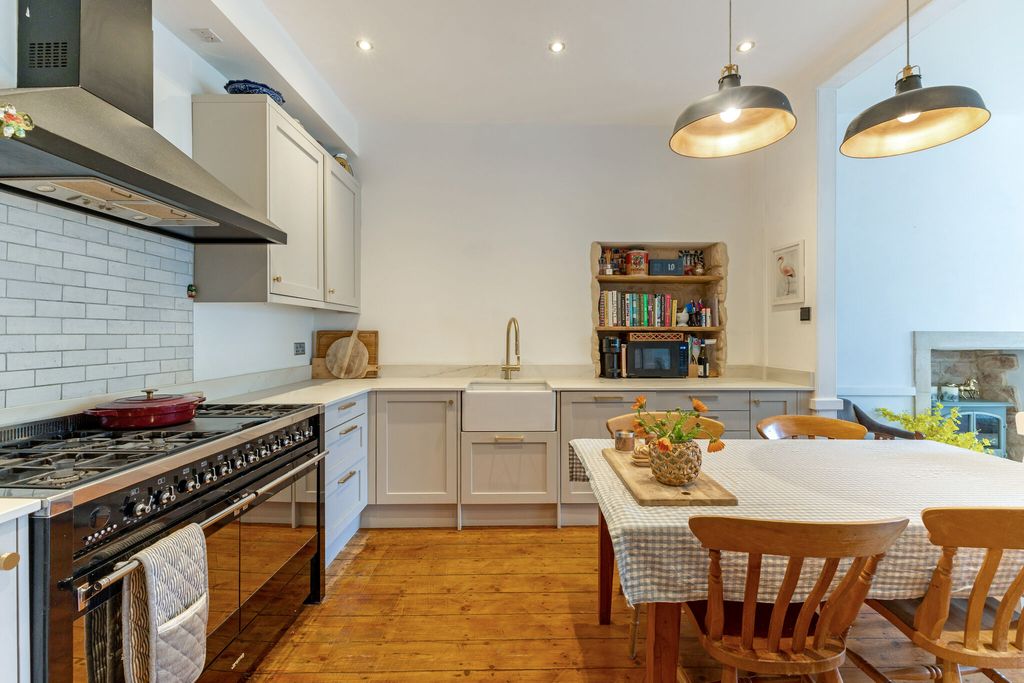 Additional image 8 of 3 bed flat for saleGrosvenor Place, Bath BA1