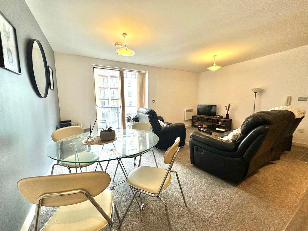 Property photo 1 of 11 9th Floor Apartment