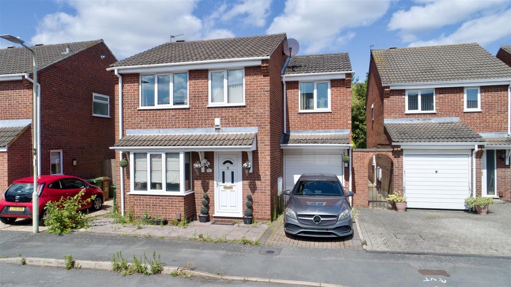 Property photo 1 of 17 1