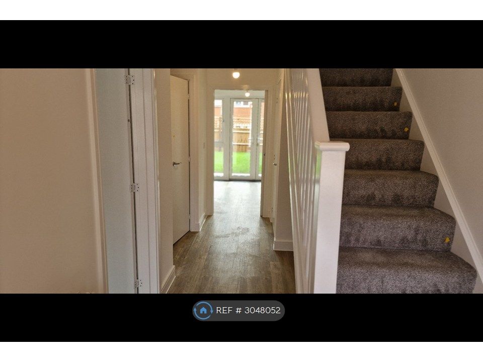 Property photo 3 of 26 Hallway