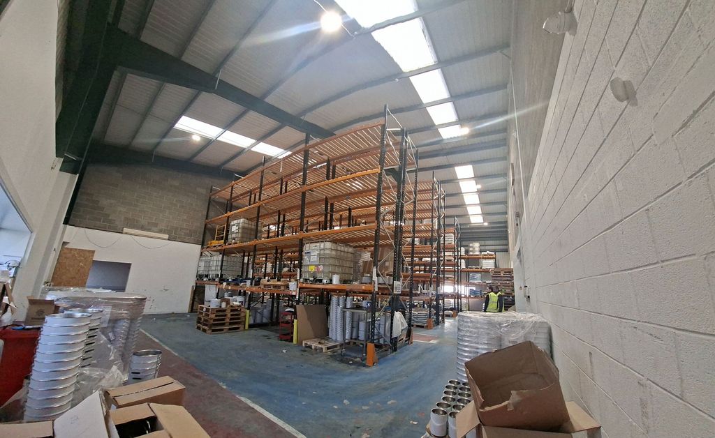 Property photo 3 of 7