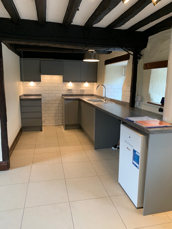 Property photo 2 of 34 Kitchen