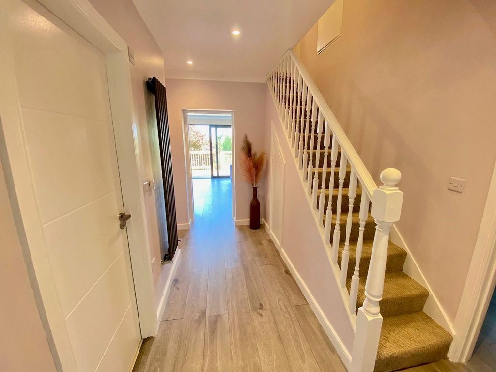 Property photo 2 of 17 2.Jpg