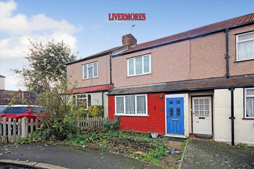 Property photo 1 of 8 46 Mildreddp.Jpg