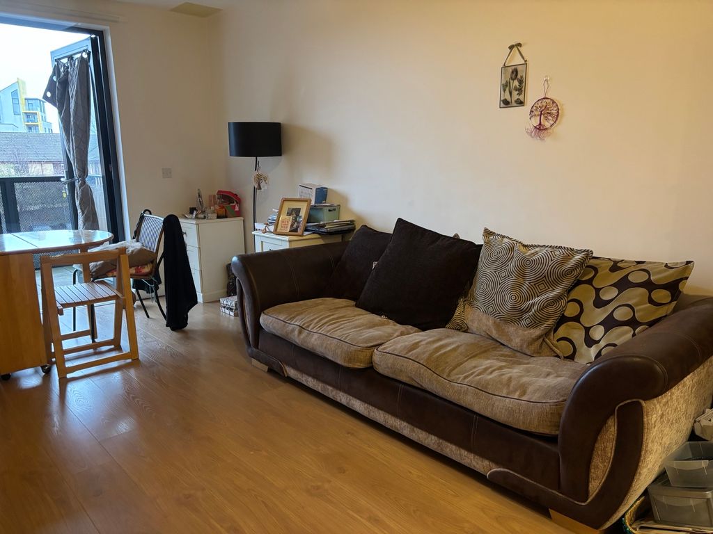 Property photo 3 of 9