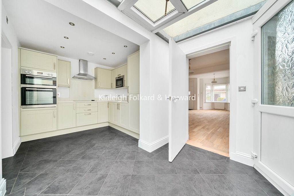 Property photo 3 of 21 Picture No. 04