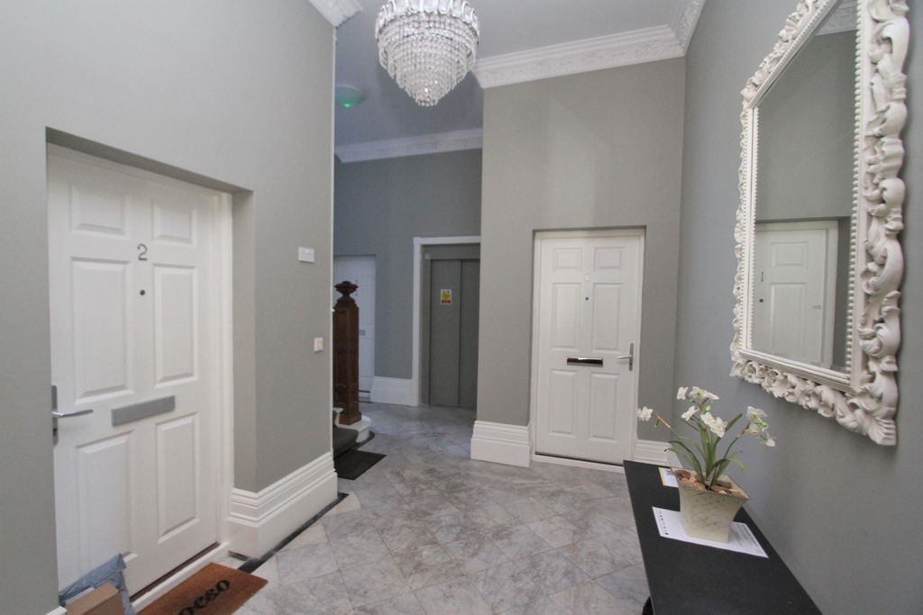 Additional image 6 of 5 bed flat for saleGaudick Road, Eastbourne BN20