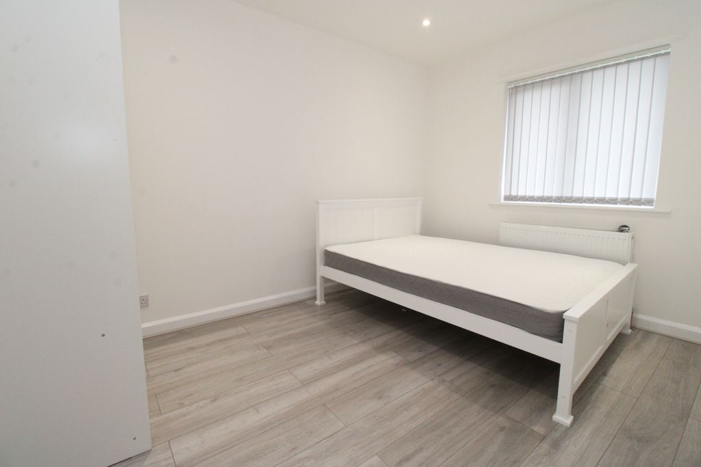 Property photo 1 of 6 Img_6537