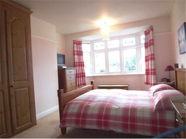 Property photo 2 of 3