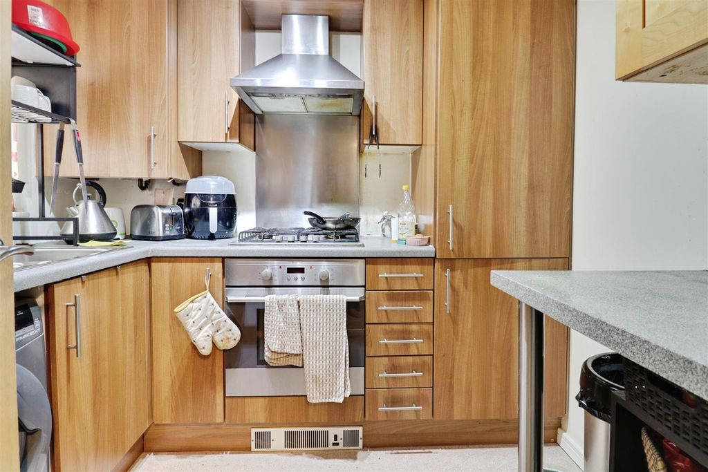 Property photo 2 of 11 6488219c-Img_9371-Img_9373.Jpg