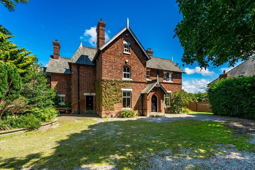 Property photo 1 of 55