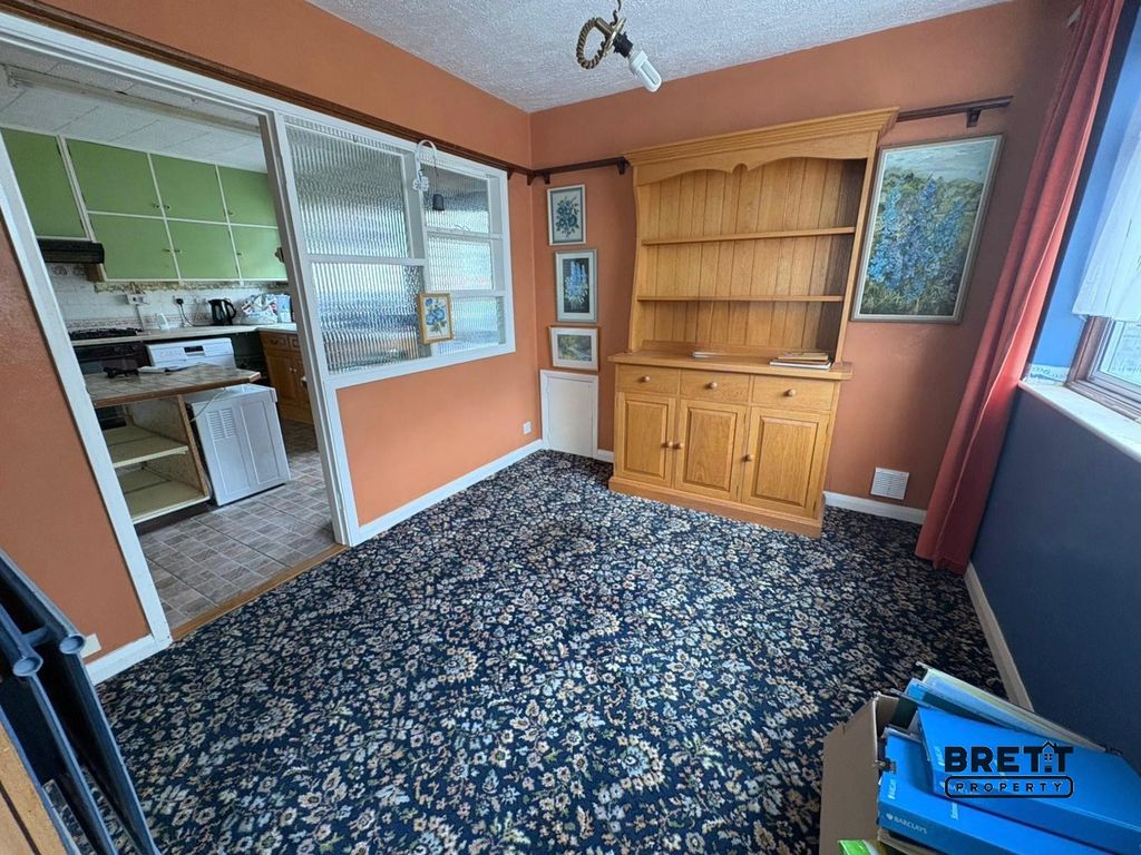 Property photo 3 of 8 Not Specified
