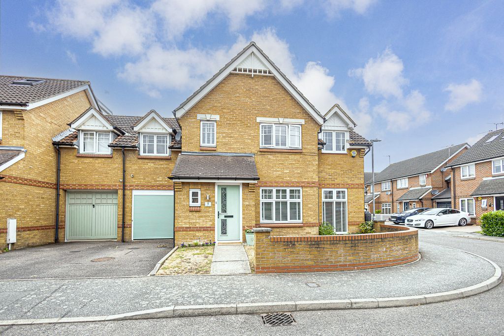Property photo 1 of 40