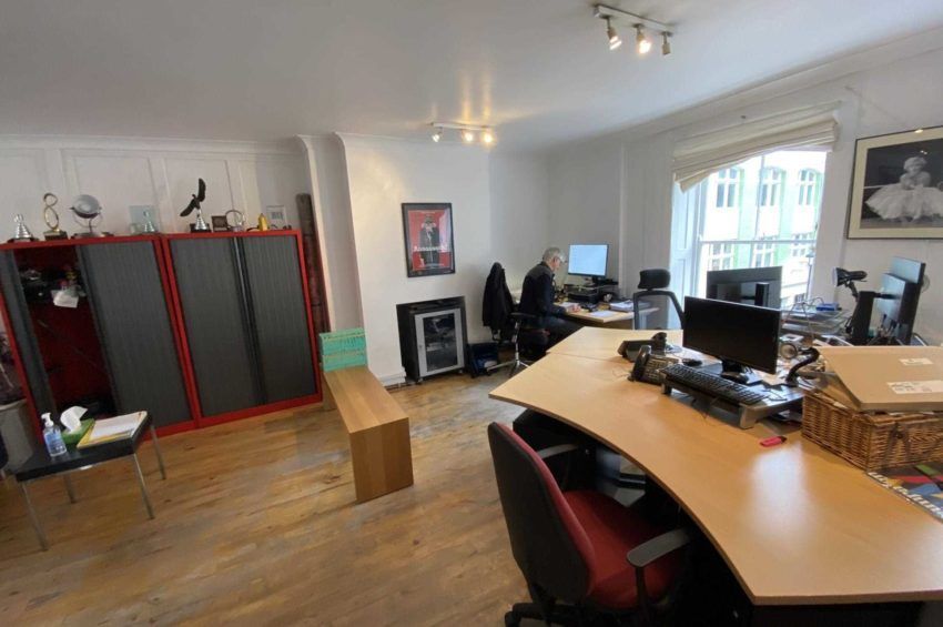 Property photo 3 of 6 Open Plan Office