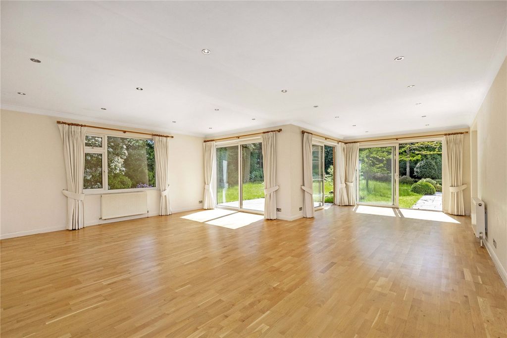 Property photo 3 of 25 Reception Room