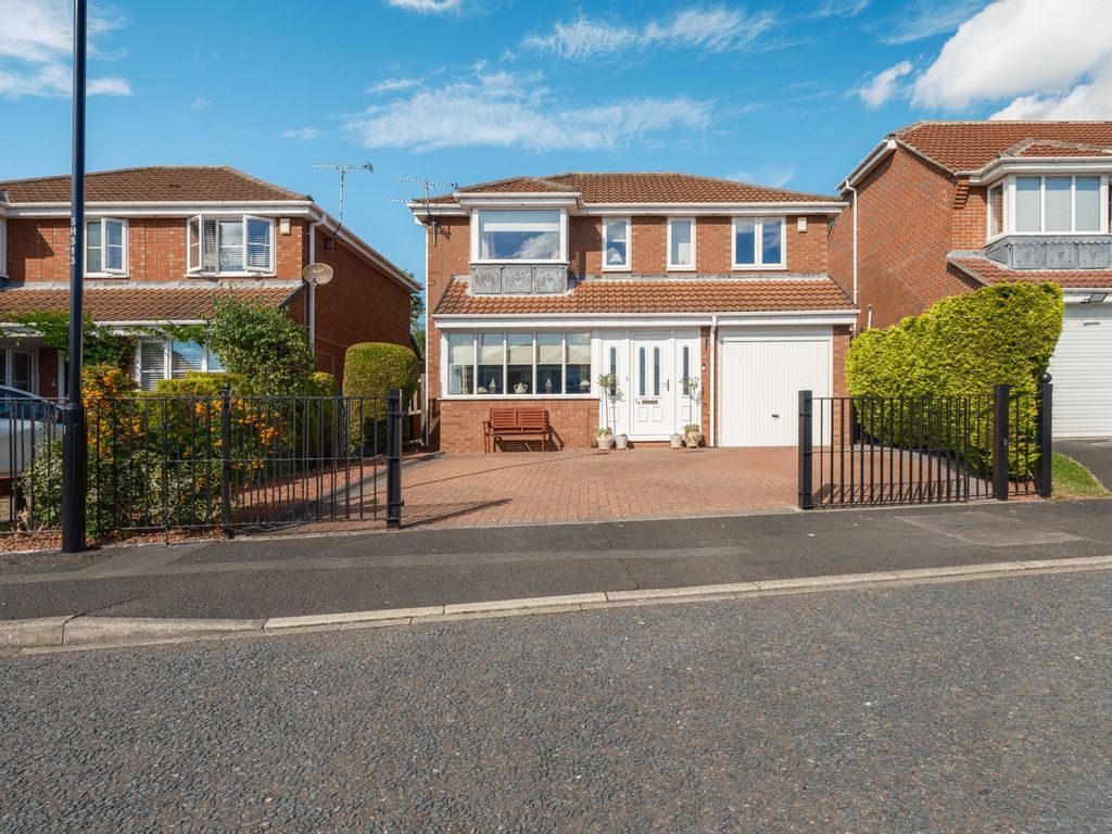 Property photo 1 of 47 5545470