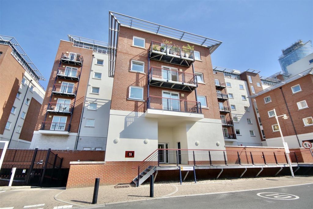 Property photo 1 of 10 Bre16.Jpg
