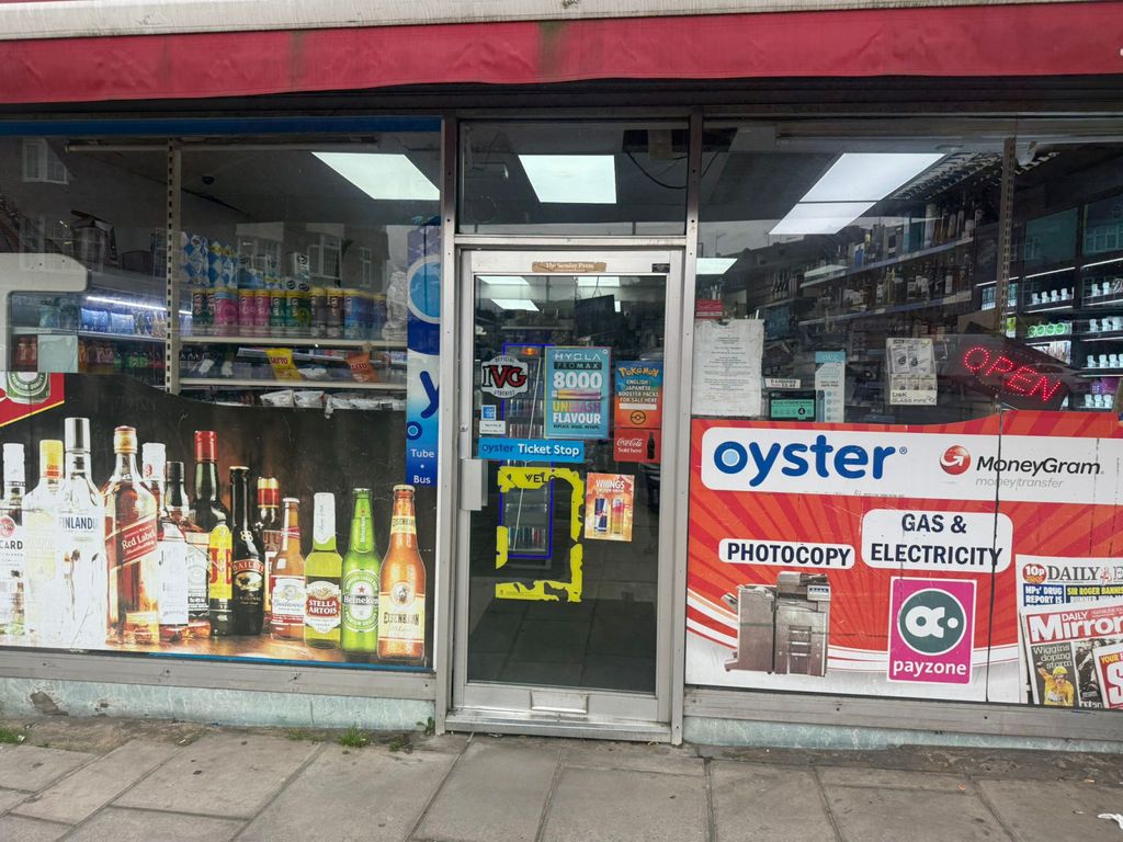 Property photo 1 of 5 Off License In Nw9