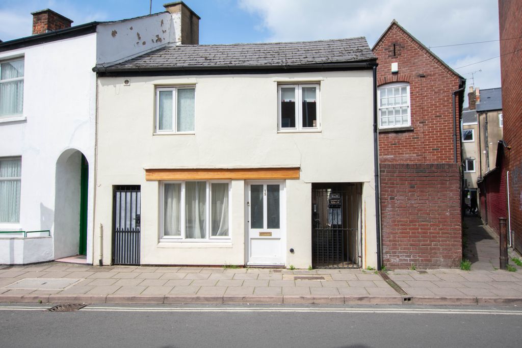 Property photo 1 of 7