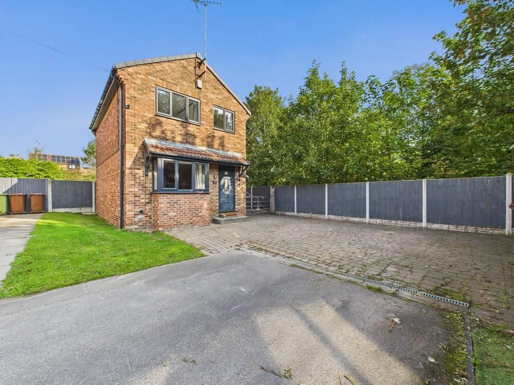 Property photo 1 of 24 Front (Exterior)