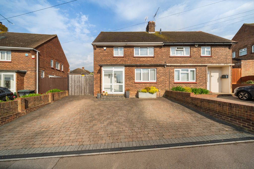 Property photo 1 of 14 4191332