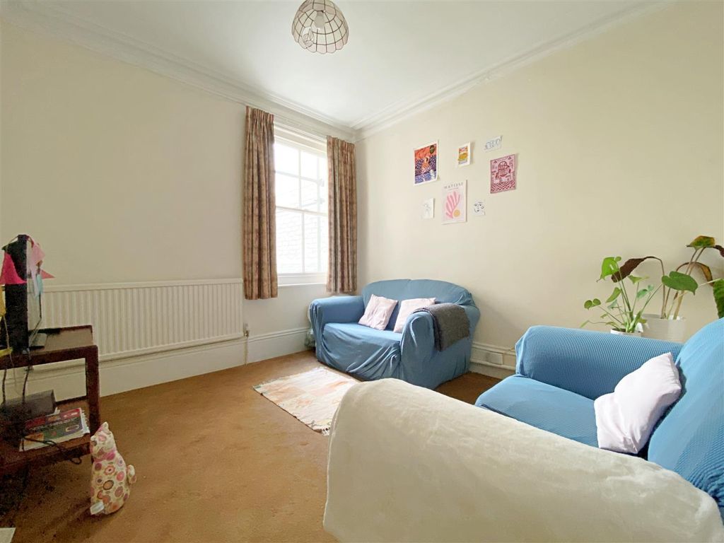 Property photo 2 of 12 Img_2321.Jpg