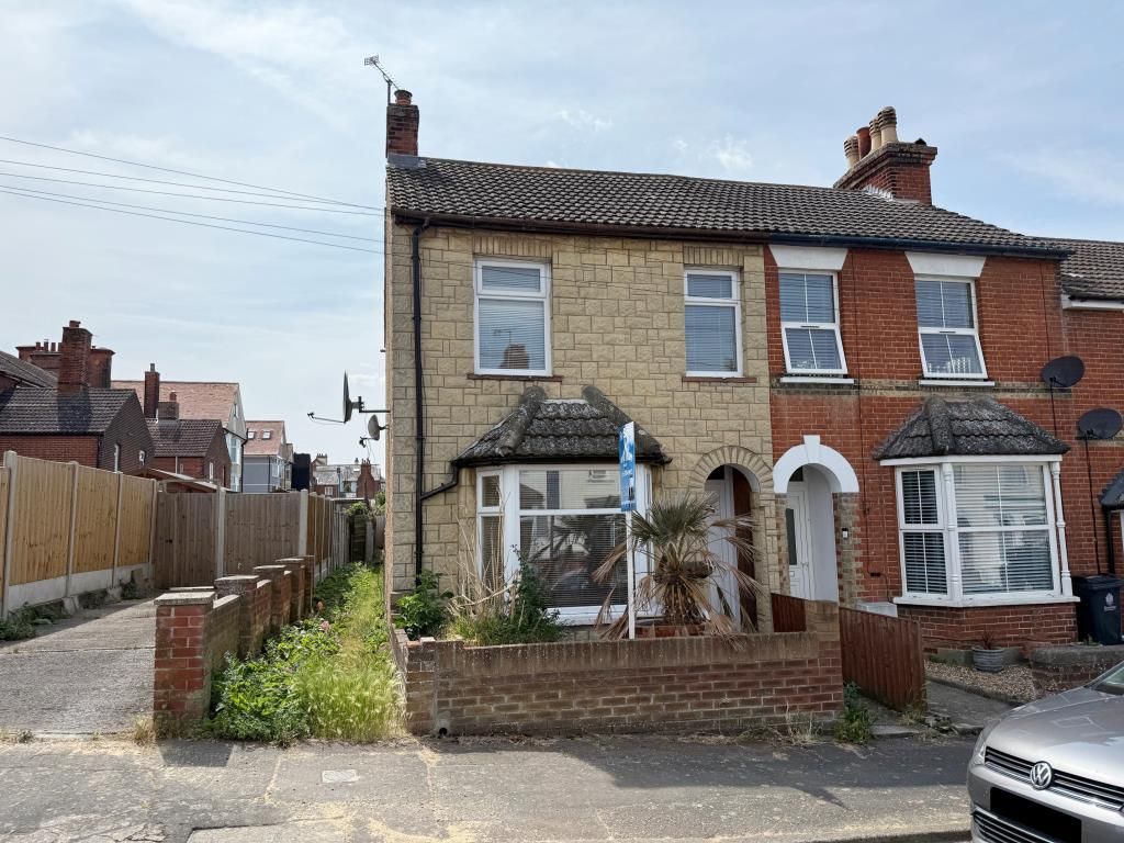 Property photo 1 of 10 Front Elevation Of This Established End Terrace House
