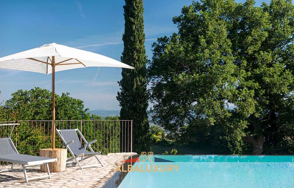 Property photo 1 of 42